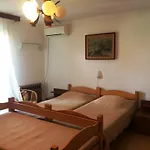 Guest house Ana Izola