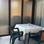Ana 4*